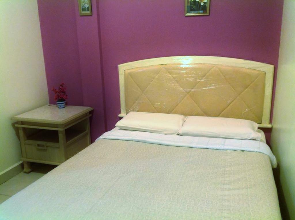 Hotel Morning Glory Kudat Habitación foto